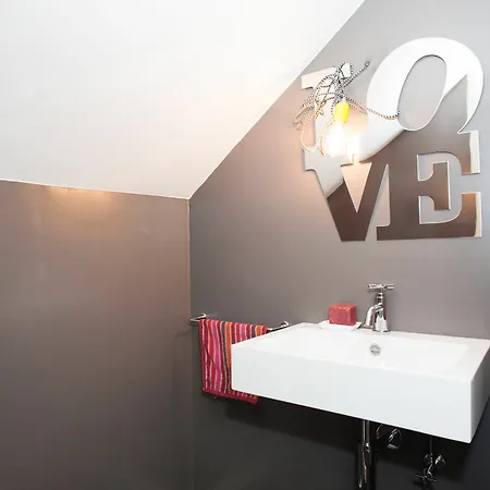 Smartflats Louise Apartment Brussels